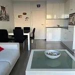 公寓 Julieze At Sea & Pool *